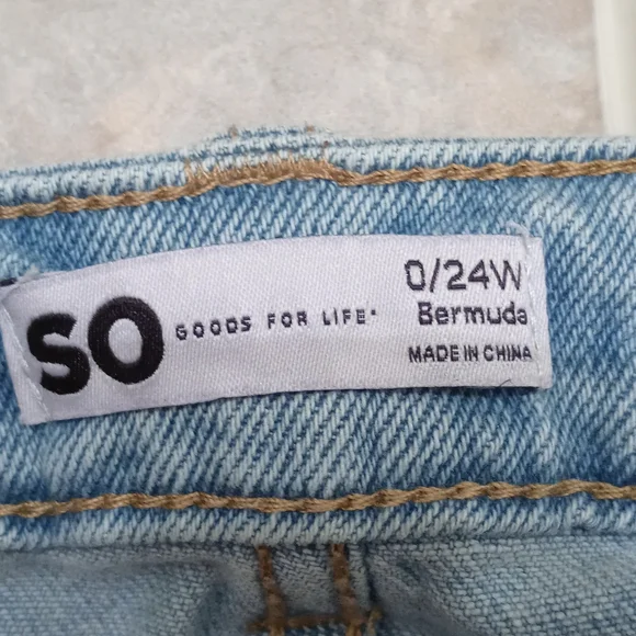 New with tags Super High Rise Bermuda shorts 0/24W - Picture 4 of 6